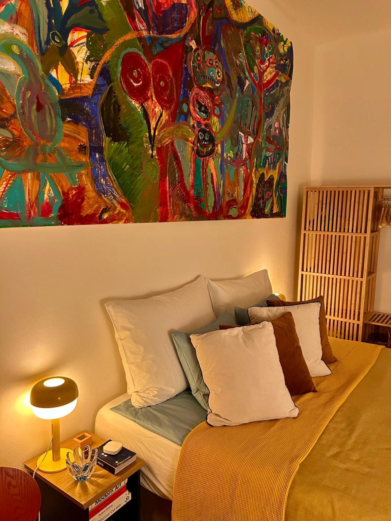 Green Balcony & King Size Bed Praha Bagian luar foto